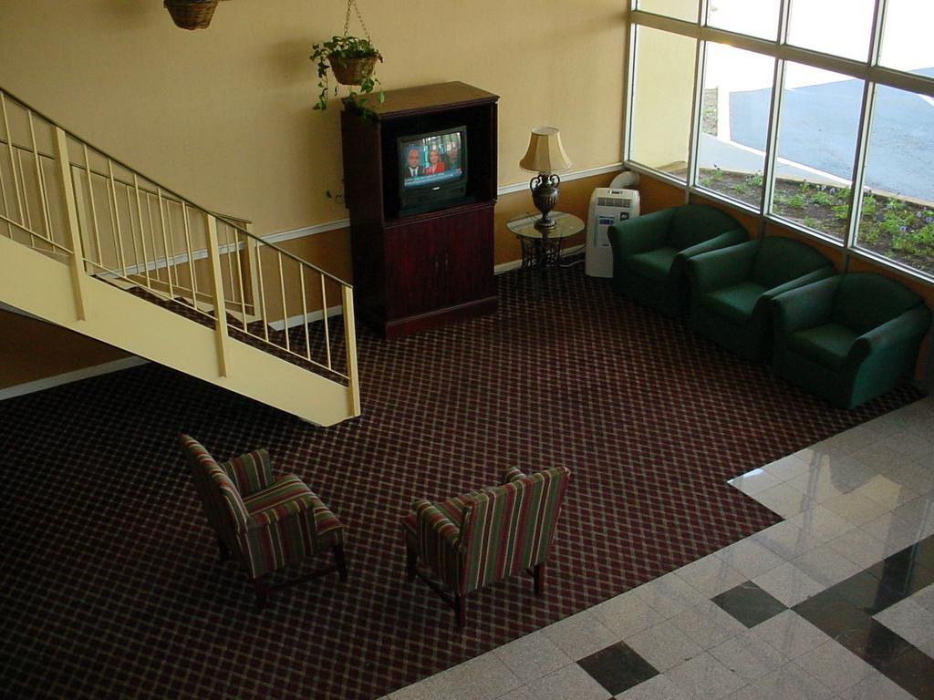 Rodeway Inn Монтгомері Екстер'єр фото